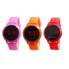 Montre LED à l'intérieur de montres colorées en silicone