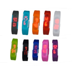 Montre LED à l'intérieur de différents horloges couleur de haute qualité