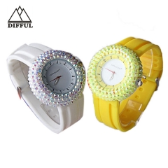 matériel en silicone avec montre diamant montre unisexe de luxe montre corp